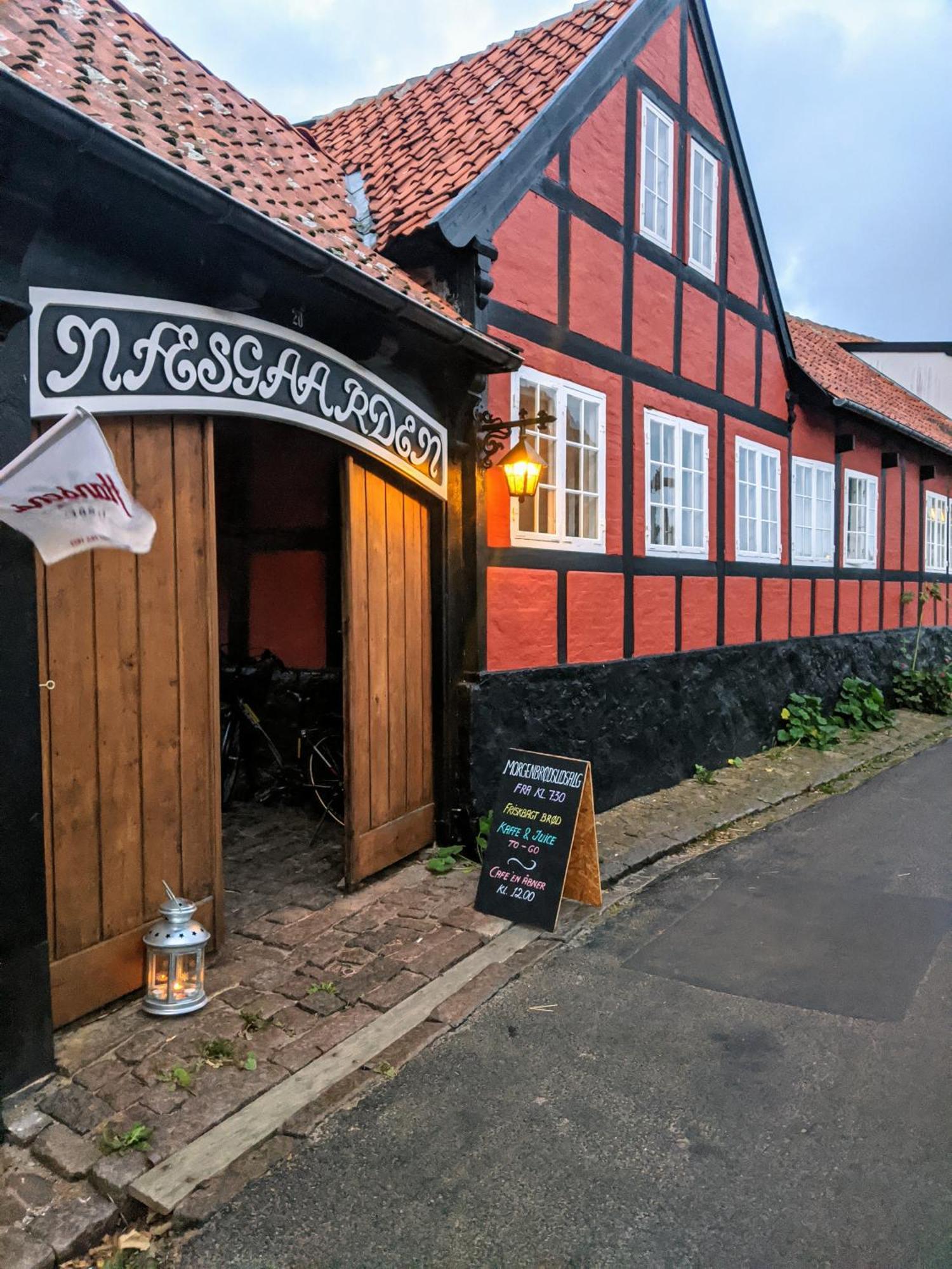 Pensionat Naesgaarden Allinge-Sandvig Exterior foto
